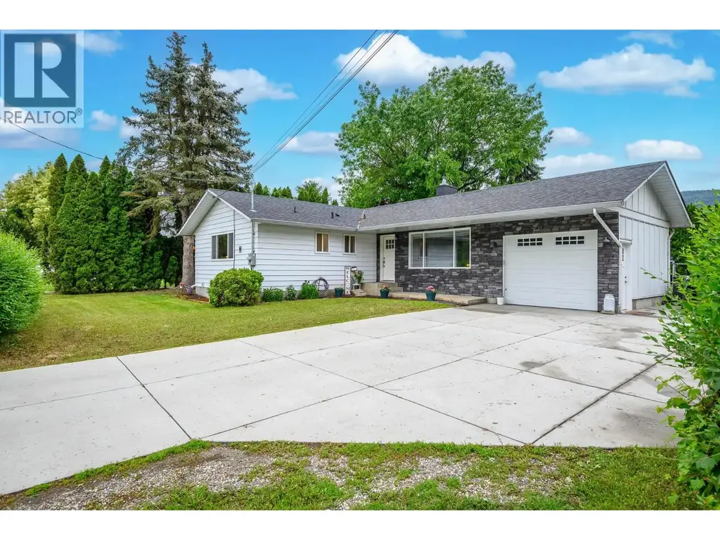 6596 Lavington Way, Coldstream